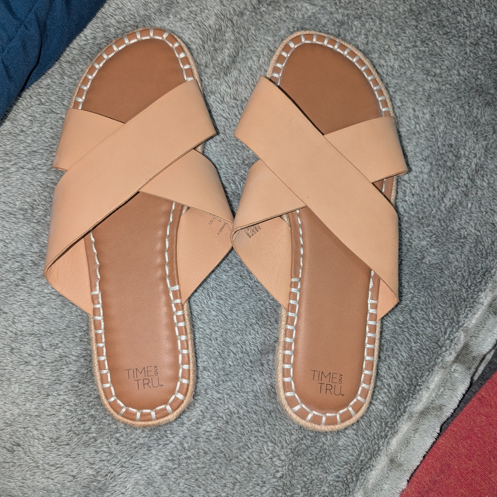 Women's Tan Sandals